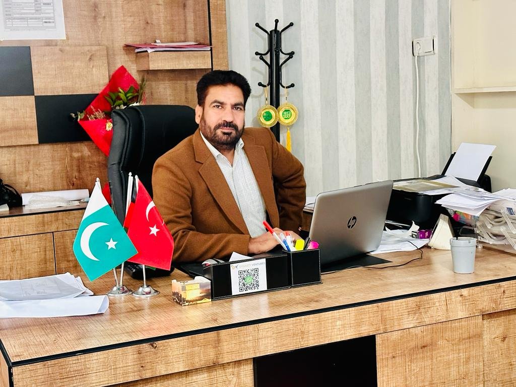ceo photo